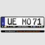 Kennzeichenhalter 4C-Digitaldruck auf schwarzer Werbeleiste - Produktbild